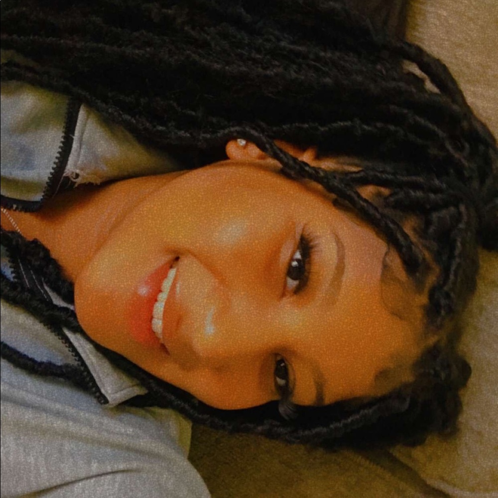 Meet your Posher, Amariah
